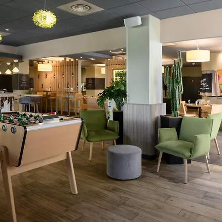 Ibis Centre Gare מלון