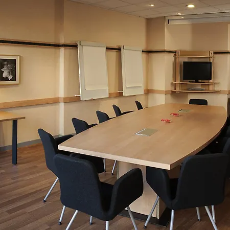 Ibis Centre Gare 3* Tours