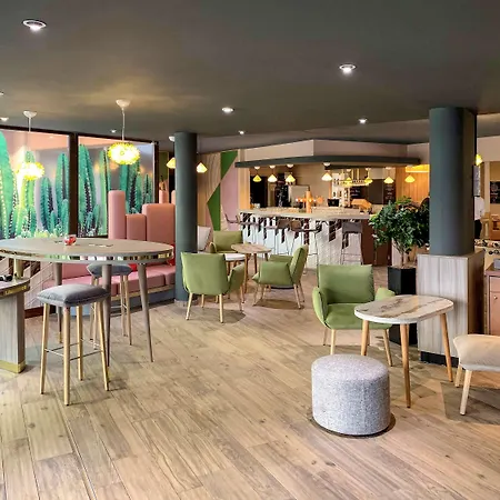 Ibis Centre Gare 3* טור