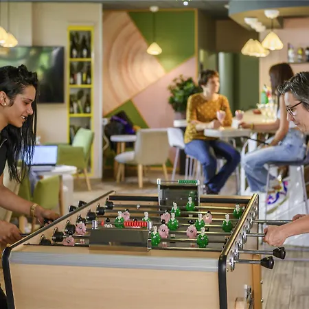 Ibis Centre Gare فندق 3*