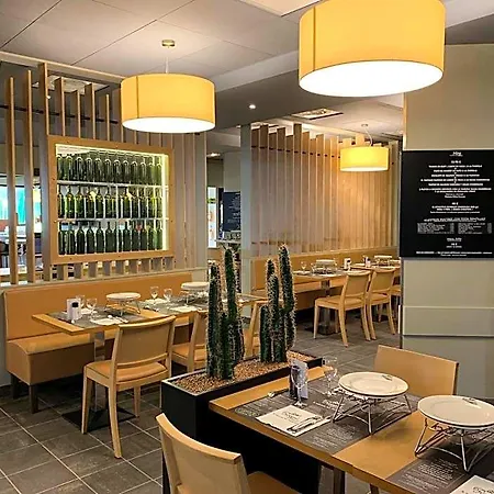 Отель Ibis Centre Gare Тур