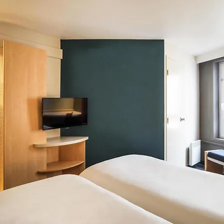 Ibis Centre Gare Отель Тур