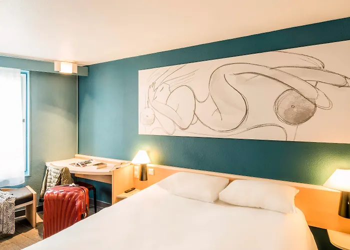 Ibis Centre Gare 3* טור