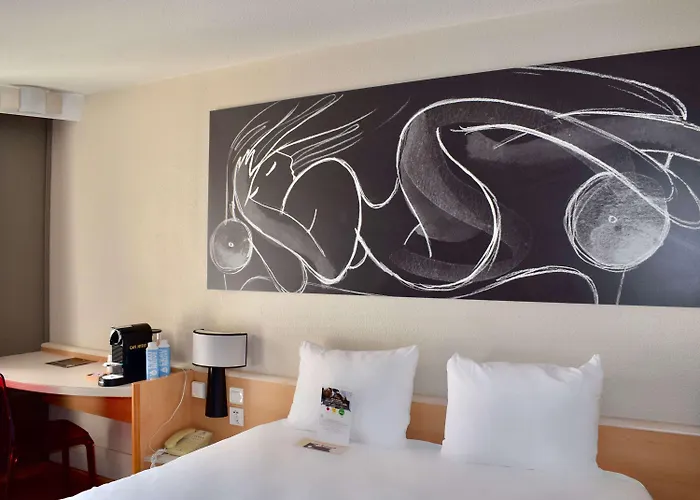 Ibis Centre Gare 3* Tours