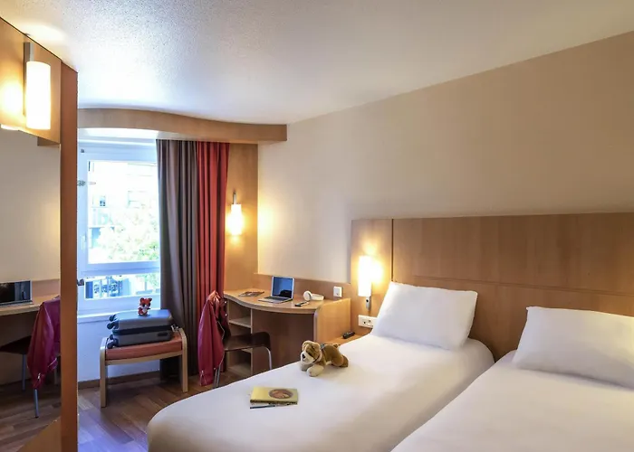 Ibis Centre Gare מלון טור