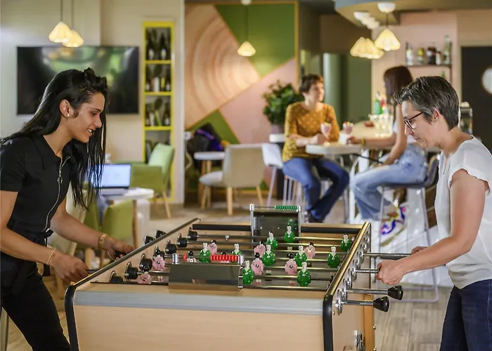 Ibis Centre Gare מלון טור