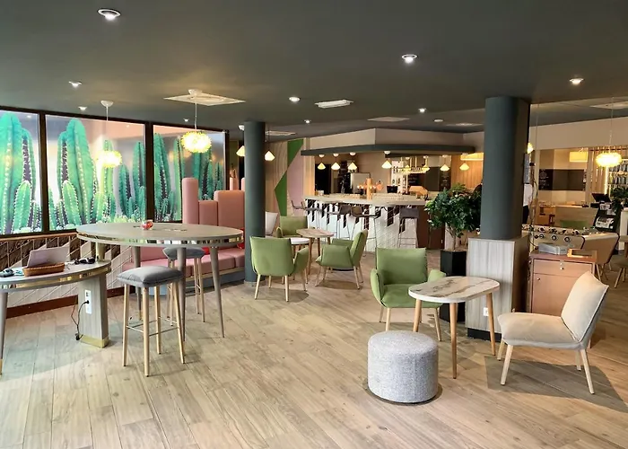 酒店 图尔中央车站宜必思酒店 图尔