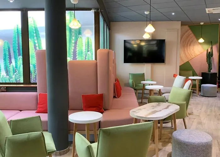 Ibis Centre Gare מלון